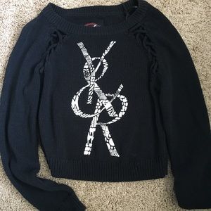 long sleeve crop top sweater